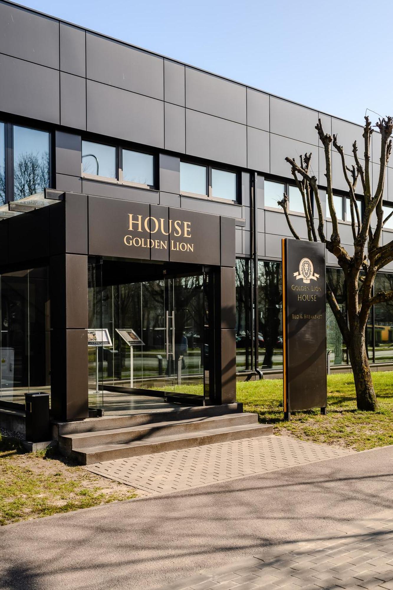 Hotel Golden Lion House Rahmel